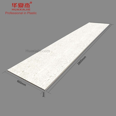 अच्छा दाम घर के लिए घरेलू डब्ल्यूपीसी आंतरिक दीवार पैनल 2800x600x9mm ऑनलाइन
