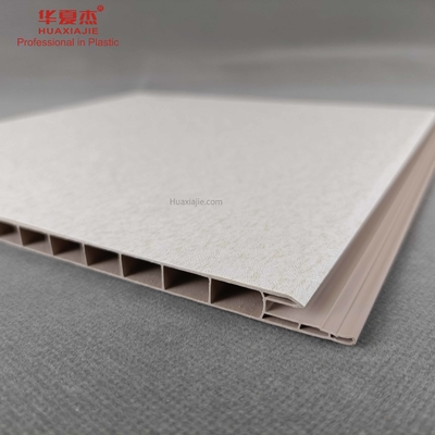 अच्छा दाम इंडोर सजावट एंटी ऑक्सीडेशन ISO14001 के लिए आधुनिक डिजाइन पीवीसी छत पैनल ऑनलाइन