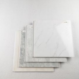 अच्छा दाम अग्निरोधक पीवीसी दीवार Cladding / चादरें सजावटी के लिए छिद्रित ऑनलाइन